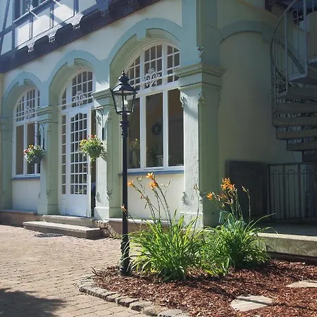 Schlossvilla