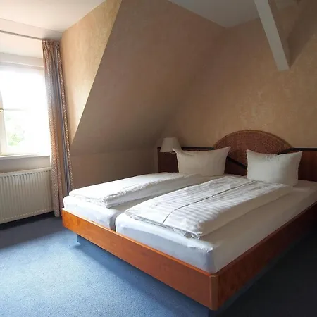 Отель Schlossvilla Derenburg