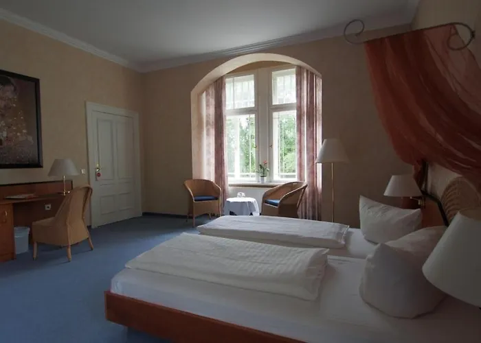 Отель Schlossvilla Derenburg