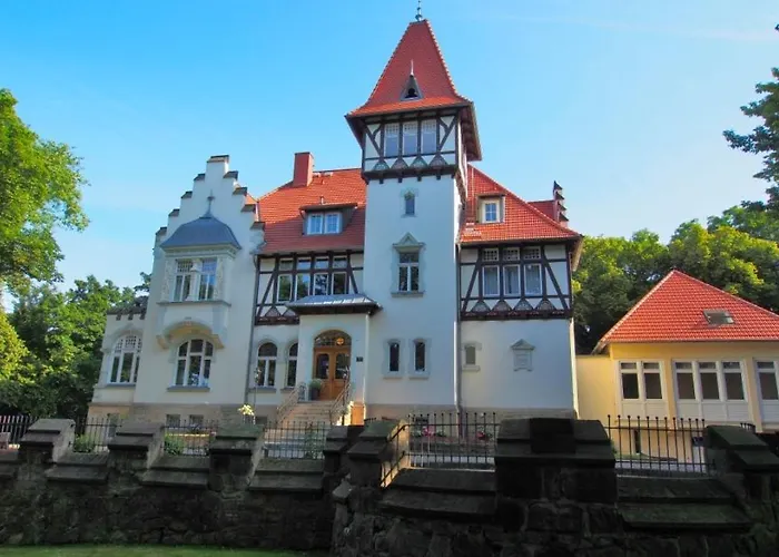 Schlossvilla Отель Derenburg