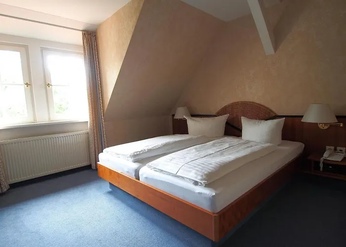 Отель Schlossvilla Derenburg