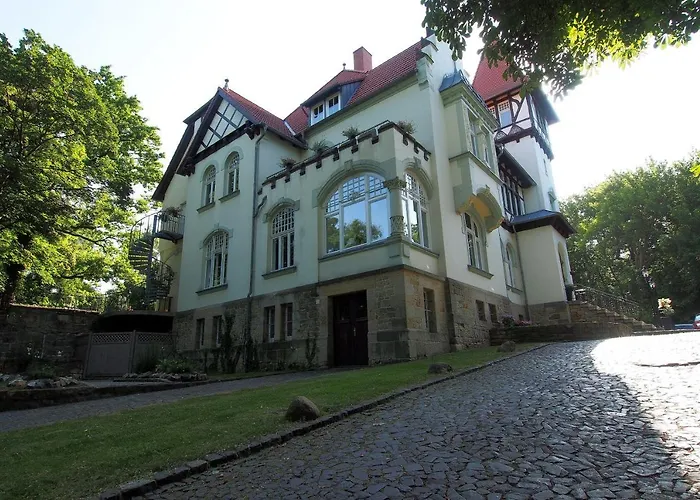 Schlossvilla Отель Derenburg