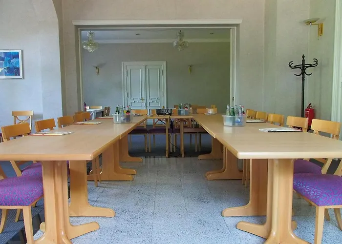 Schlossvilla Отель Derenburg